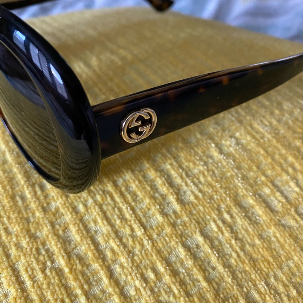 Authentic Gucci glasses